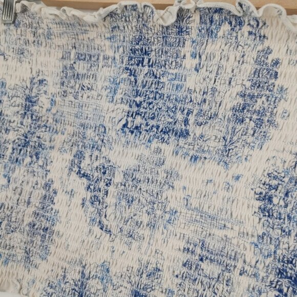 HM Smocked Strapless Crop - Picture 2 of 6